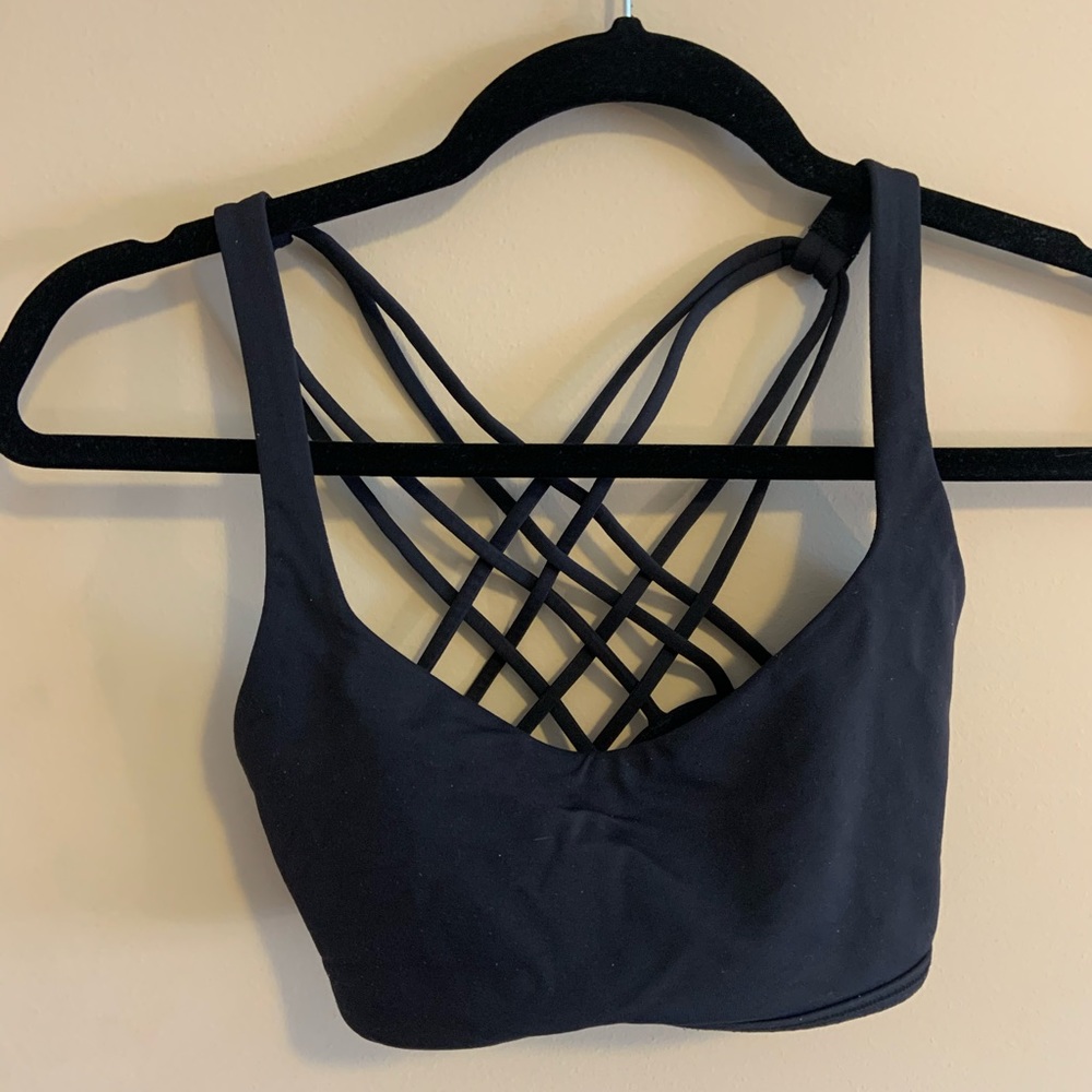 Lululemon Free to be Wild bra, black, size 6